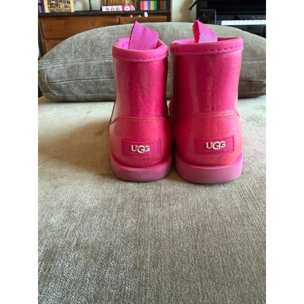 UGG Kids Classic Clear Mini II Taffy Pink Waterproof Boots 1112386K Size 13
